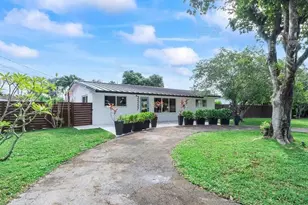 3557 Lloyd Dr, Oakland Park, FL 33309 - Photo 1