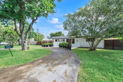 3557 Lloyd Drive, Oakland Park, FL 33309 - Photo 33