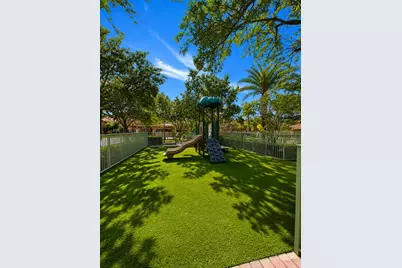 906 SW 143rd Avenue #2005, Pembroke Pines, FL 33027 - Photo 35