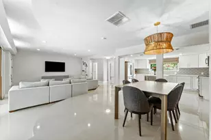 1051 NW 3rd St, Boca Raton, FL 33486 - Photo 7