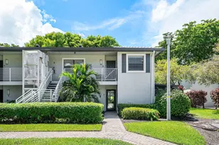7 Southport Ln, Boynton Beach, FL 33436 - Photo 1