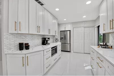 21695 N Arriba Real #24A, Boca Raton, FL 33433 - Photo 5