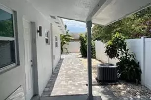 2408 NE 4th St, Pompano Beach, FL 33062 - Photo 17