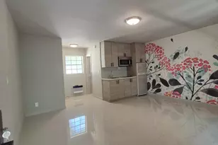 1007 SE 2nd Ct, Fort Lauderdale, FL 33301 - Photo 1