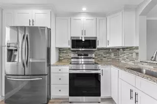 14307 Bedford Dr, Delray Beach, FL 33446 - Photo 9