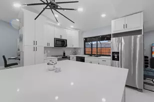 606 Juniper Pl, Wellington, FL 33414 - Photo 11