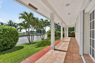 1052 W Shore Dr, West Palm Beach, FL 33406 - Photo 51