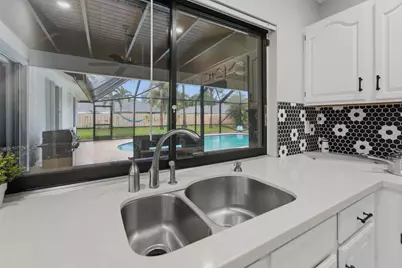 301 Knotty Wood Lane, Wellington, FL 33414 - Photo 31
