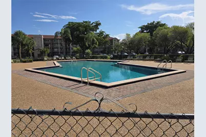 1200 SW 137th Avenue #312E, Pembroke Pines, FL 33027 - Photo 23