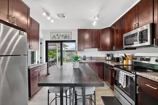 141 NW 19th St, Pompano Beach, FL 33060 - Photo 7