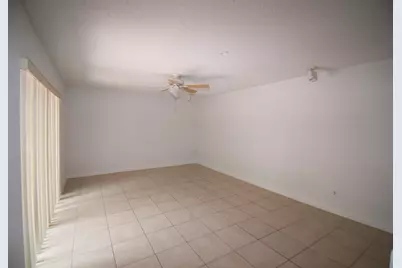 237 Alemeda Drive #3, Palm Springs, FL 33461 - Photo 3