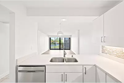 8 Royal Palm Way #3020, Boca Raton, FL 33432 - Photo 11