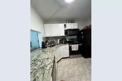 1007 Green Pine Boulevard #D2, West Palm Beach, FL 33409 - Photo 13