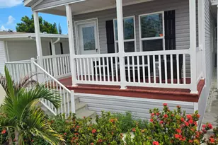 121 Sandhill Blvd, Fort Pierce, FL 34982 - Photo 1