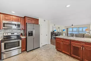 501 Lake Shore Dr, Lake Park, FL 33403 - Photo 13