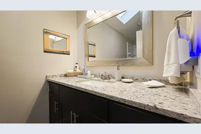 2295 Saratoga Lane, West Palm Beach, FL 33409 - Photo 23