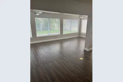 2295 Saratoga Lane, West Palm Beach, FL 33409 - Photo 5