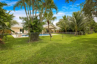 1103 NW 11th Street, Boynton Beach, FL 33426 - Photo 39