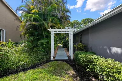 7990 SE Mammoth Drive SE, Hobe Sound, FL 33455 - Photo 29