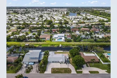 1051 SW 25th Avenue, Boynton Beach, FL 33426 - Photo 47