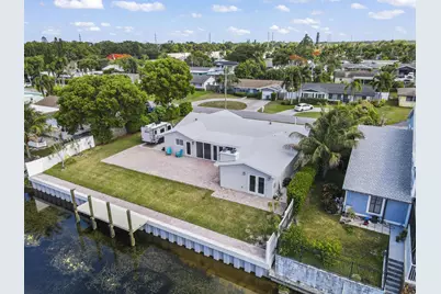1051 SW 25th Avenue, Boynton Beach, FL 33426 - Photo 45