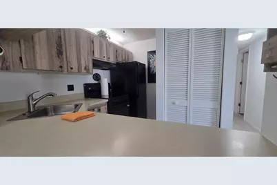618 Sea Pine Way #B2, Greenacres, FL 33415 - Photo 3