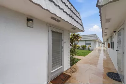 167 Valencia G, Delray Beach, FL 33446 - Photo 25