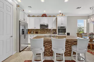 11320 SW Lake Park Dr, Port Saint Lucie, FL 34987 - Photo 13
