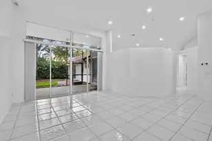 924 Spoonbill Cir, Weston, FL 33326 - Photo 5