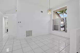 924 Spoonbill Cir, Weston, FL 33326 - Photo 9