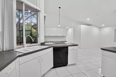 924 Spoonbill Circle, Weston, FL 33326 - Photo 21