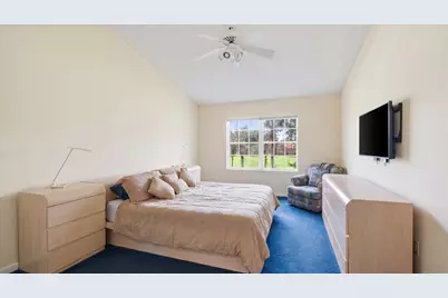 10112 Andover Coach Circle #B2, Lake Worth, FL 33449 - Photo 15