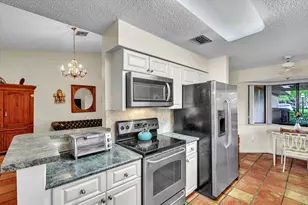 9420 Chelsea Dr S, Plantation, FL 33324 - Photo 9