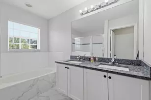 5676 Azalea Cir, West Palm Beach, FL 33415 - Photo 23