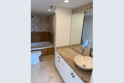 2300 NE 33rd Avenue #604, Fort Lauderdale, FL 33305 - Photo 17