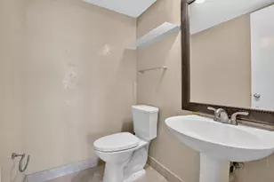 2300 NE 33rd Ave, Fort Lauderdale, FL 33305 - Photo 27