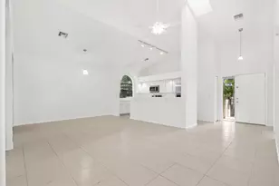 8049 Aberdeen Dr, Boynton Beach, FL 33472 - Photo 15