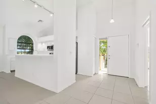 8049 Aberdeen Dr, Boynton Beach, FL 33472 - Photo 7