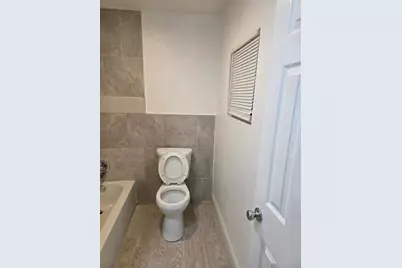 248 SW 7th Court, Deerfield Beach, FL 33441 - Photo 11