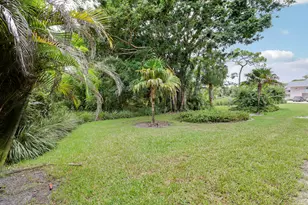 18081 SE Country Club Dr, Tequesta, FL 33469 - Photo 37