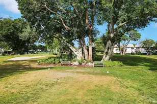 18081 SE Country Club Dr, Tequesta, FL 33469 - Photo 39