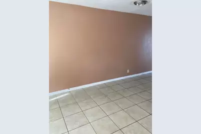 4715 NW 9th Drive #4715, Plantation, FL 33317 - Photo 5