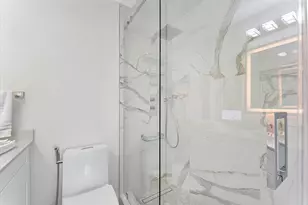 18 Nurmi Dr, Fort Lauderdale, FL 33301 - Photo 49