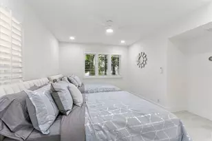 18 Nurmi Dr, Fort Lauderdale, FL 33301 - Photo 55