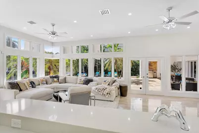 18 Nurmi Drive, Fort Lauderdale, FL 33301 - Photo 9