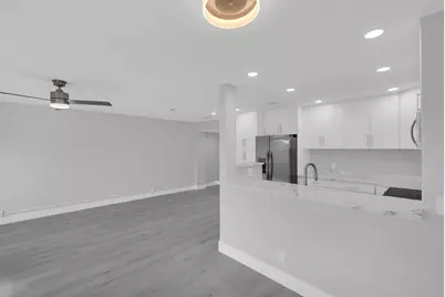 12600 SW 5th Court #414L, Pembroke Pines, FL 33027 - Photo 3