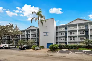 12600 SW 5th Ct, Pembroke Pines, FL 33027 - Photo 1