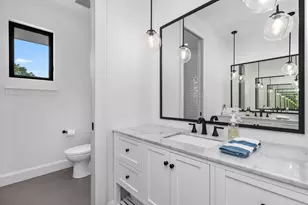 2400 NE 27th Ave, Fort Lauderdale, FL 33305 - Photo 29