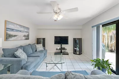 702 NW 98th Circle, Plantation, FL 33324 - Photo 1