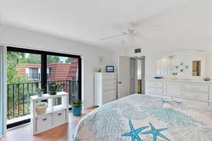 702 NW 98th Cir, Plantation, FL 33324 - Photo 19
